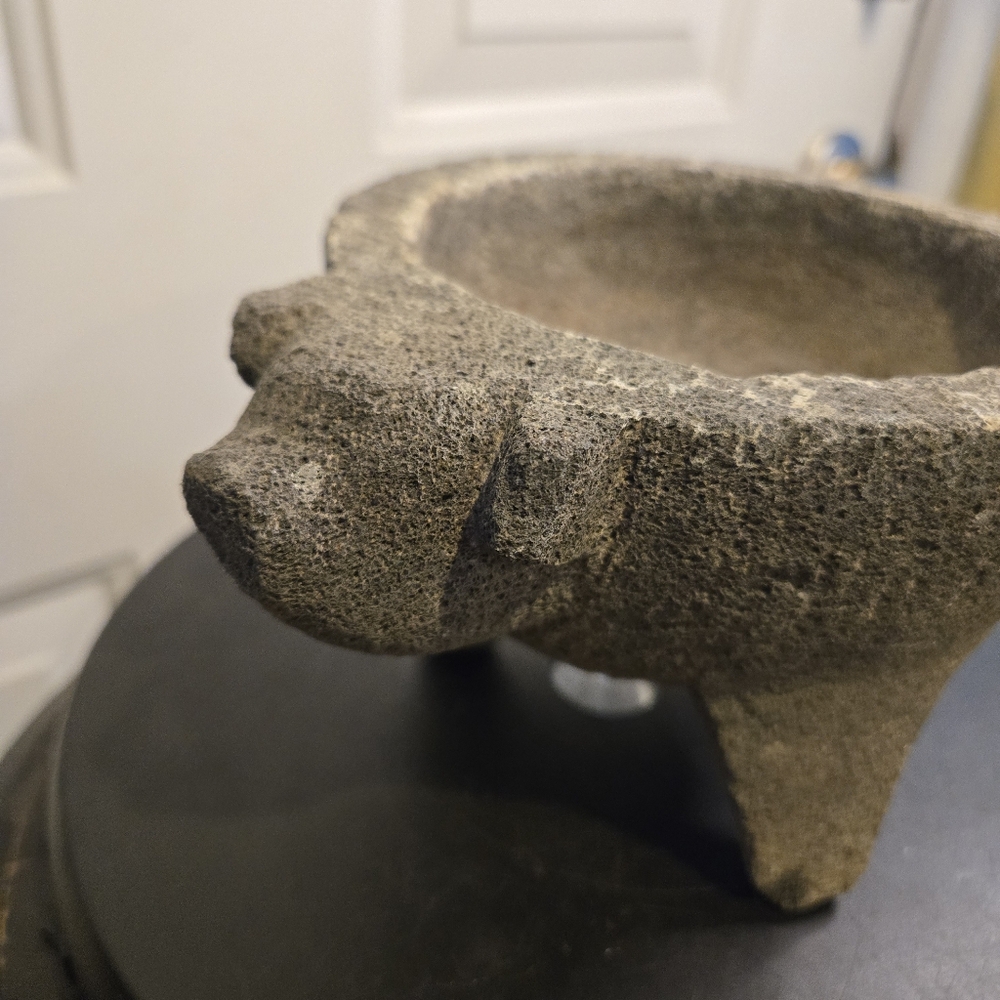 Rustic Stone Home Art Sculptural Antique Molcajete Stone Pig Pestle - Picture 8 of 12
